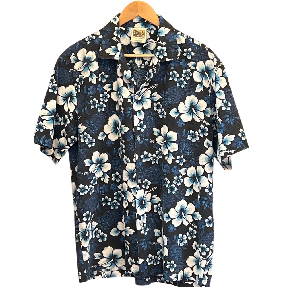 90s Winnie Fashion Hawaiian Shirt Tropical Aloha Hibiscus Beachy Retro Tiki